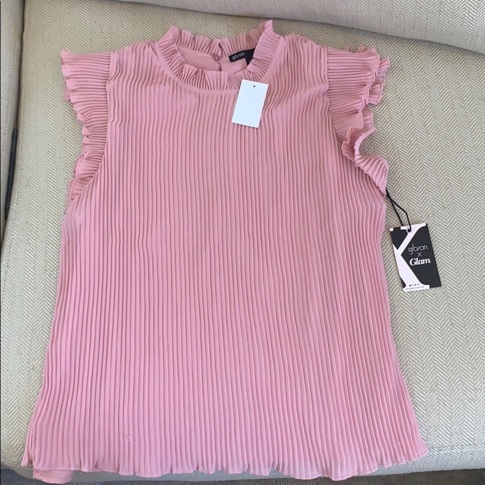 Size medium Gibson dusty rose pleated shirt